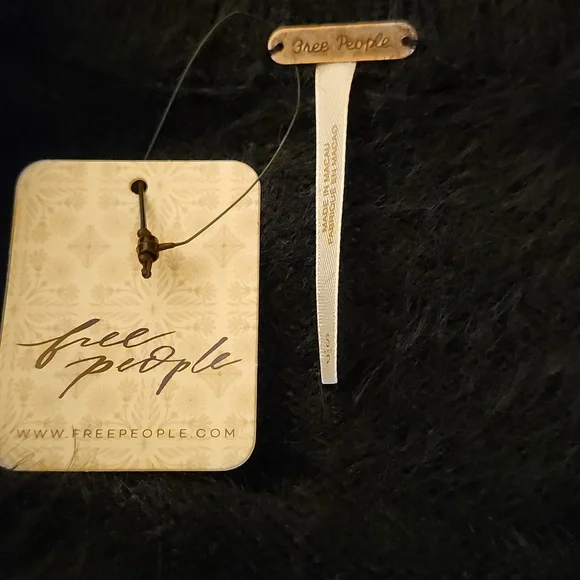 NWT Free People Harrison Bunny Crew Sweater Black Oversized S - Picture 5 of 6